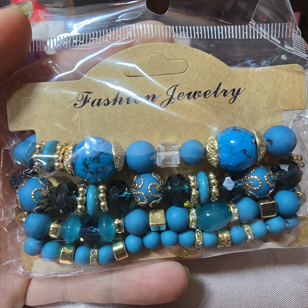 Turquoise and Gold Beaded Bracelet Set